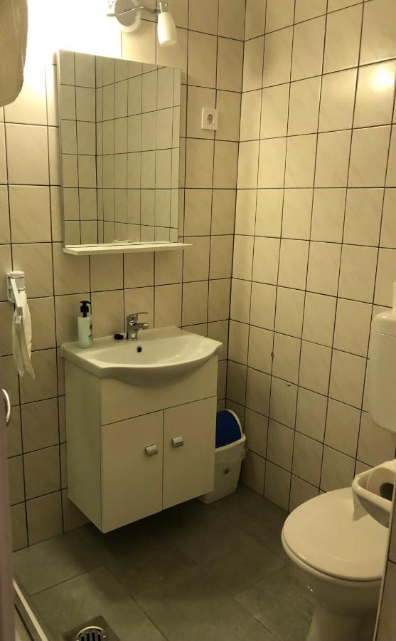 Tisza-Kert Apartmanok Tiszafüred 外观 照片