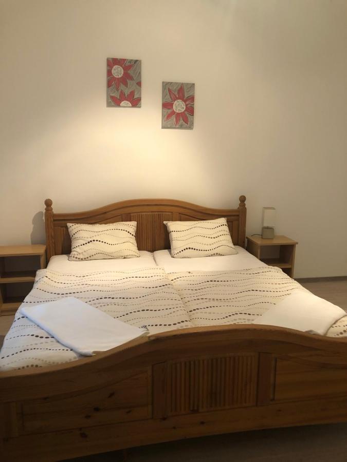 Tisza-Kert Apartmanok Tiszafüred 外观 照片